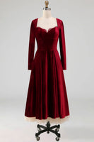 Laden Sie das Bild in den Galerie-Viewer, Cabernet Samt A-Linien Herzausschnitt Langes Festliches Kleid mit Ärmeln