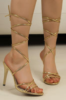 Laden Sie das Bild in den Galerie-Viewer, Goldene Riemchen Gladiator Stiletto Sandalen