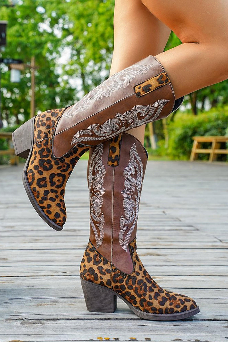 Laden Sie das Bild in den Galerie-Viewer, Braune Leoparden Breite Schaft Western Cowgirl Stiefel mit Spitzzehe und Blockabsatz