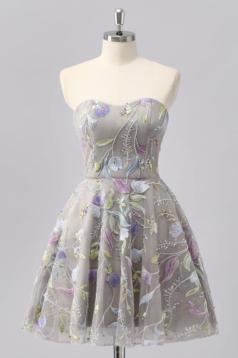 Laden Sie das Bild in den Galerie-Viewer, Glitzer Grau Herz-Ausschnitt Blumen Kurze Ball Kleid mit Perlen