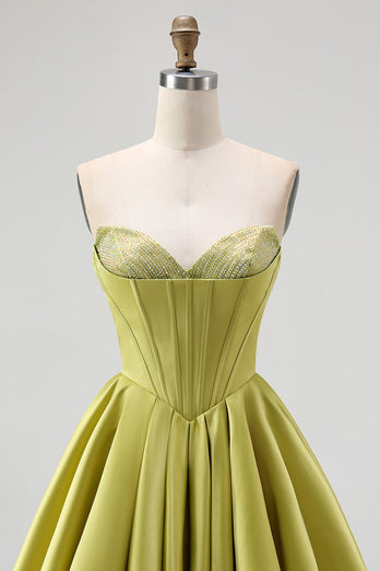 Glitzer Grün Herz-Ausschnitt Satin A Linie Kruze Ballkleid mit Perlen