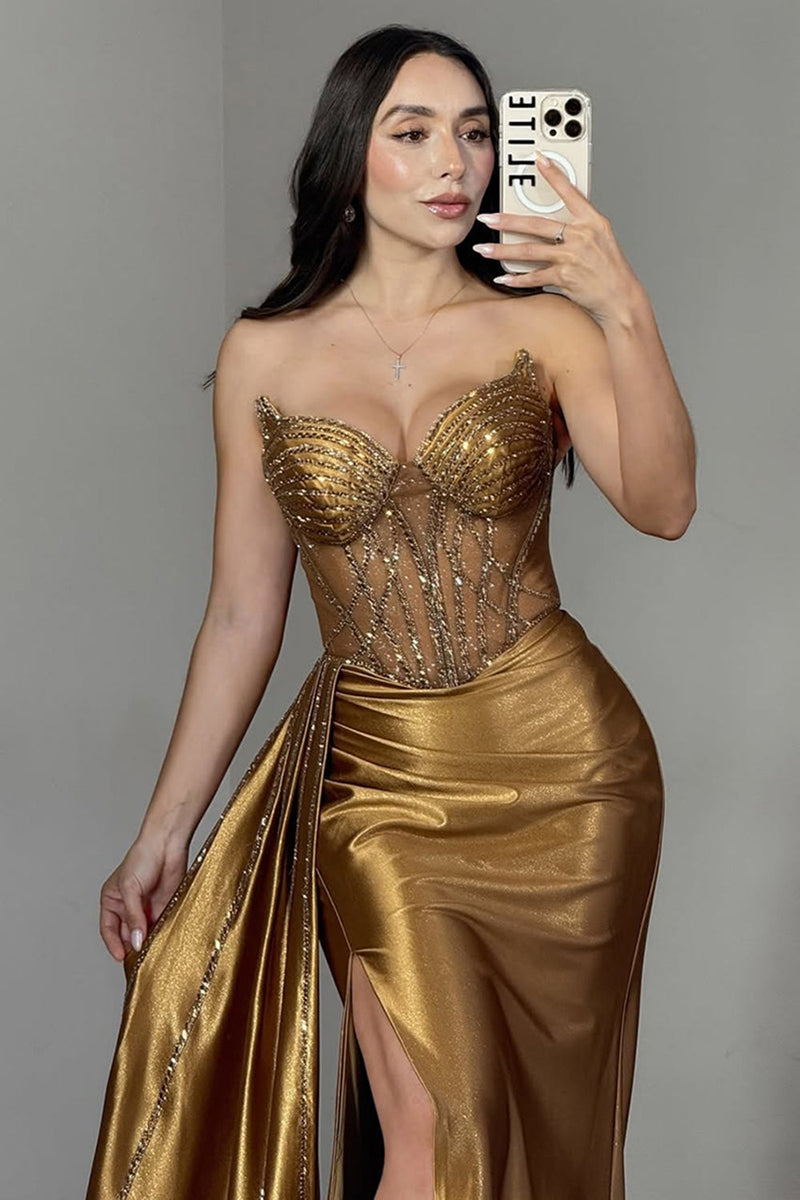 Laden Sie das Bild in den Galerie-Viewer, Glitzer Golden Meerjungfrau Satin Perlen Lange Korsett Ballkleid mit Schlitz