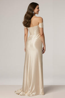 Champagner Meerjungfrau Schulterfreie Satin Geraffte Lange Formelle Kleid mit Schlitz