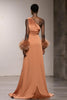 Laden Sie das Bild in den Galerie-Viewer, Orange Eine Schulter Satin Meerjungfrau Lange Formelle Kleid mit Federn