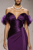 Laden Sie das Bild in den Galerie-Viewer, Lilac Satin Schulterfreie Meerjungfrau Lange Formelle Kleid mit Federn