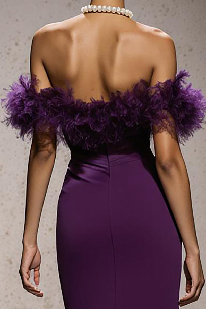 Laden Sie das Bild in den Galerie-Viewer, Lilac Satin Schulterfreie Meerjungfrau Lange Formelle Kleid mit Federn