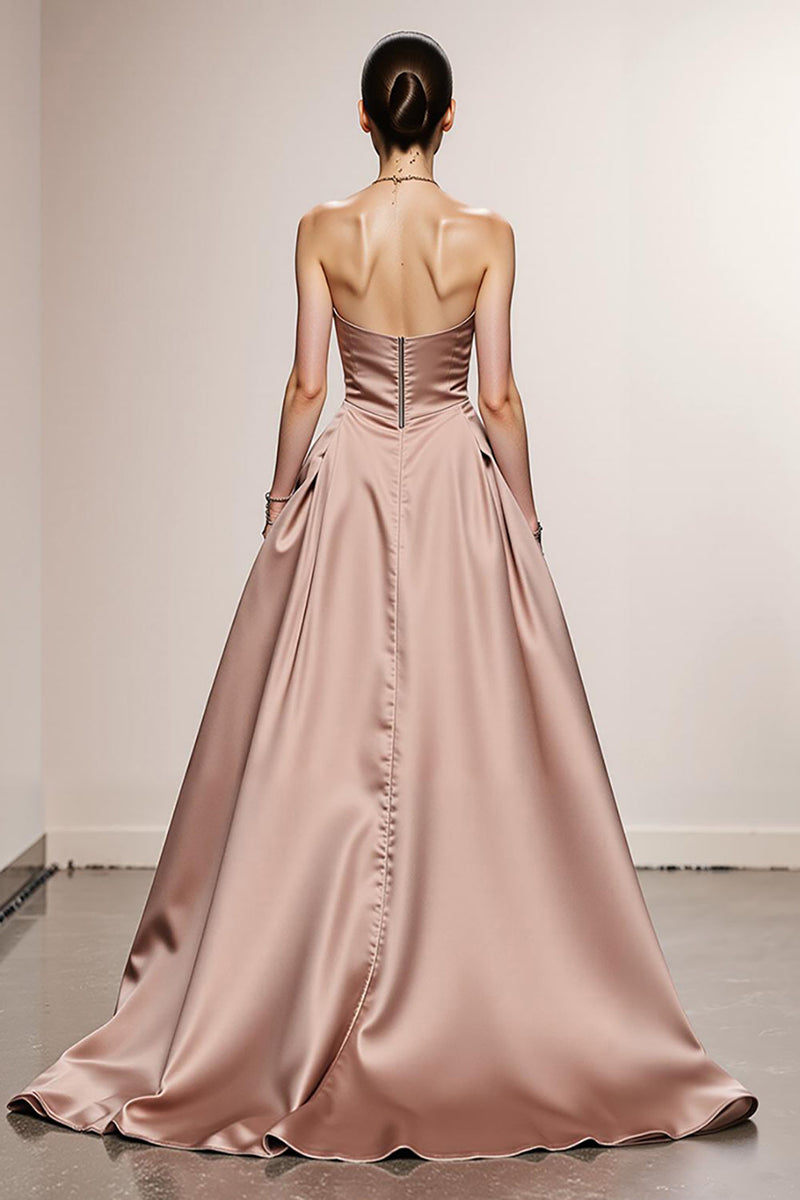 Laden Sie das Bild in den Galerie-Viewer, Einfaches Hellrosa A Linie Satin Trägerlos Lange Formelle Kleid