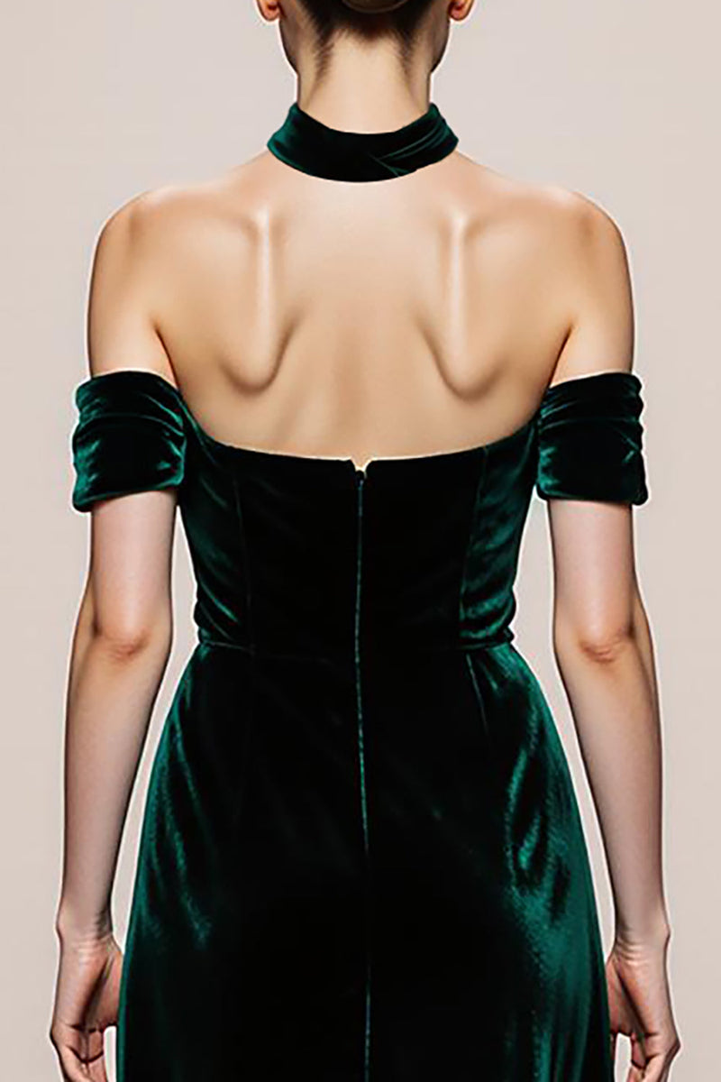 Laden Sie das Bild in den Galerie-Viewer, Einfaches Dunkelgrün Samt Neckholder Lange Formelle Kleid mit Schlitz