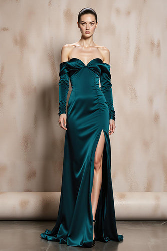 Dunkelgrün Schulterfreie Satin Lange Ärmel Formelle Kleid mit Schlitz