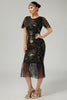 Laden Sie das Bild in den Galerie-Viewer, Funkelnd Schwarz Gold Enganliegend Perlen Pailletten Flapper Kleid mit Fransen