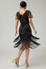 Laden Sie das Bild in den Galerie-Viewer, Funkelnd Schwarz Gold Fransen Enganliegend 1920er Flapper Kleid mit Perlen