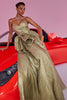 Laden Sie das Bild in den Galerie-Viewer, Gold Metallic Herz-Ausschnitt A Linie Lange Ballkleid mit Bogen