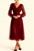 Laden Sie das Bild in den Galerie-Viewer, Smaragdgrün A-Linien V Ausschnitt Midi Abendkleid mit Ärmeln