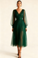 Laden Sie das Bild in den Galerie-Viewer, Leely Women Emerald Green A Line Midi Formal Dress with Sleeves Tulle V-Neck Holiday Party Dress