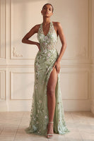 Laden Sie das Bild in den Galerie-Viewer, Leely Women Sheath Floral Dusty Sage Halter Neck Long Prom Dress with Slit Ruched Appliqued Backless Wedding Guest Dress