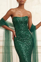Laden Sie das Bild in den Galerie-Viewer, Trägerlos Glitzerndes Dunkelgrün Meerjungfrauen Perlenstickerei Lang Ballkleid mit Schal