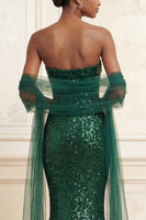 Laden Sie das Bild in den Galerie-Viewer, Trägerlos Glitzerndes Dunkelgrün Meerjungfrauen Perlenstickerei Lang Ballkleid mit Schal