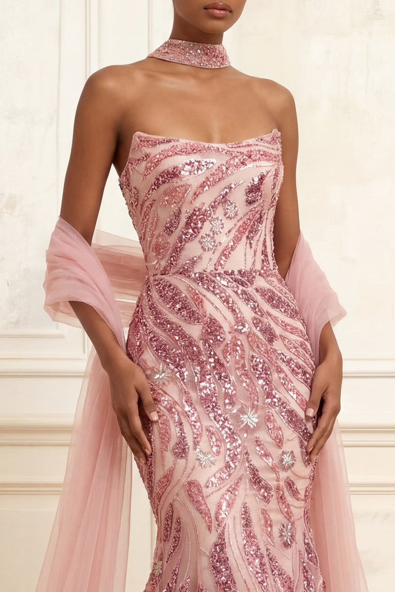 Laden Sie das Bild in den Galerie-Viewer, Trägerloses Glitzerndes Rosa Lang Meerjungfrau Perlenstickerei Ballkleid mit Schal