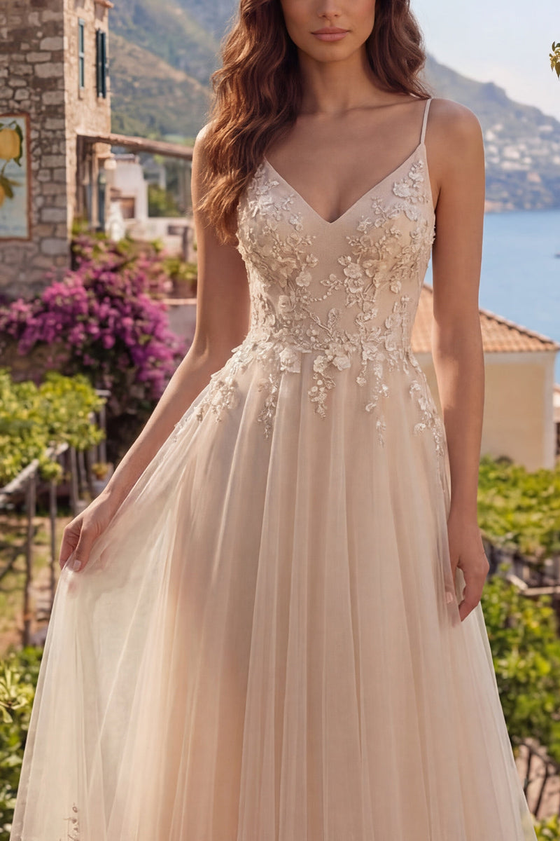 Laden Sie das Bild in den Galerie-Viewer, Spaghettiträger Champagner A Linie Blumen Lang Ballkleid