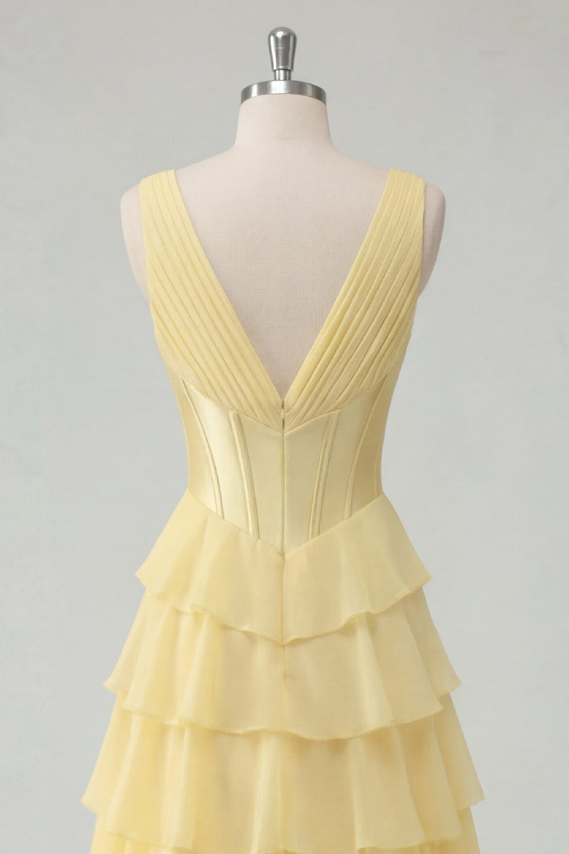 Laden Sie das Bild in den Galerie-Viewer, A Linie Buttergelb Rüschen Korsett V-Ausschnitt Ballkleid mit Schlitz