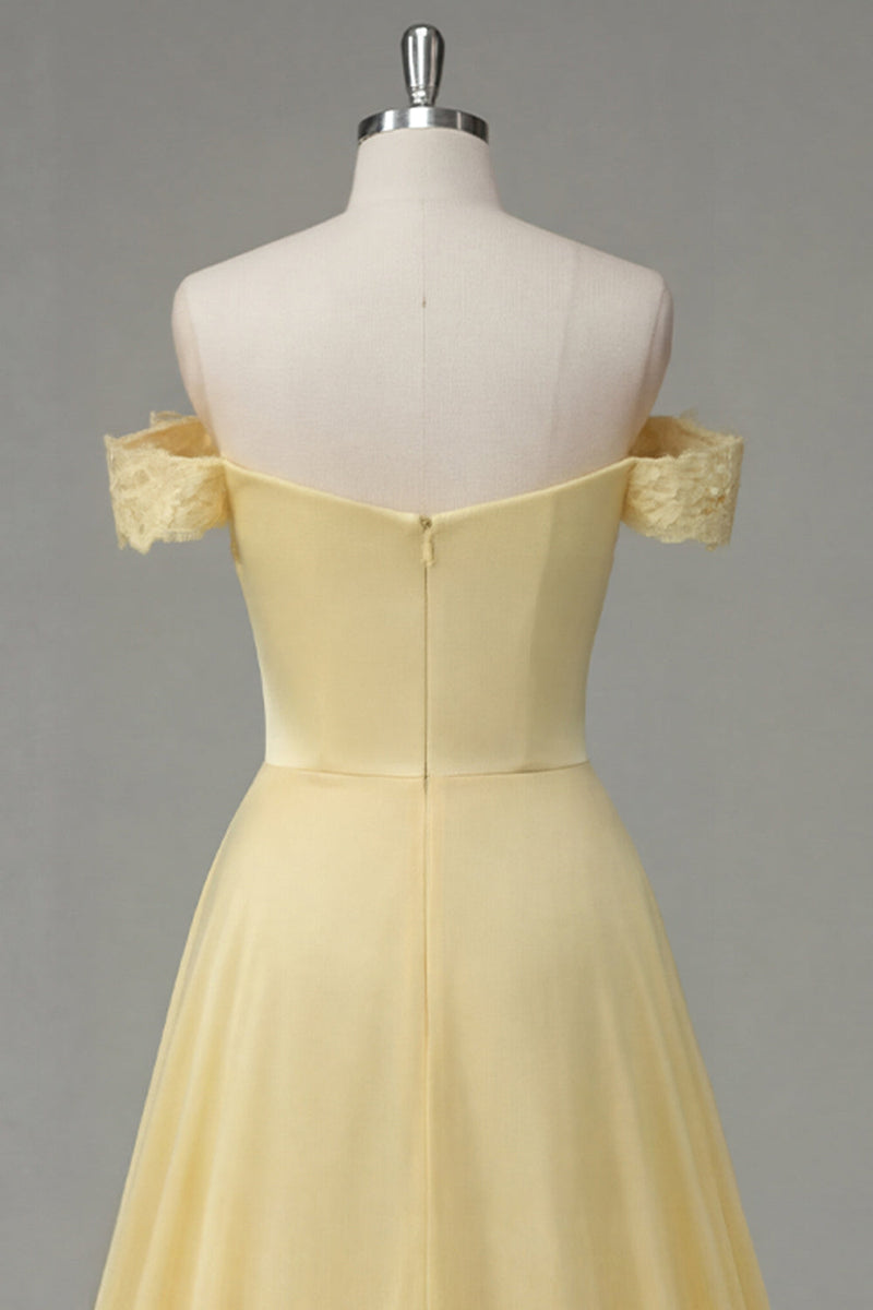 Laden Sie das Bild in den Galerie-Viewer, A Linie Buttergelb Gerafft Schulterfrei Ballkleid mit Cape