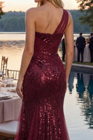 Laden Sie das Bild in den Galerie-Viewer, Meerjungfrau Glitzerndes Bordeaux Ein Schulter Korsett Lang Paillette Ballkleid mit Schlitz