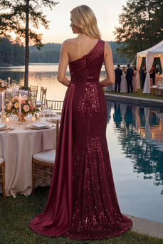 Ein Schulter Meerjungfrau Glitzerndes Bordeaux Lang Paillette Ballkleid mit seitlichem Cape
