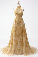 Laden Sie das Bild in den Galerie-Viewer, Hoher Kragen A Linie Glitzerndes Golden Lang Perlenstickerei Ballkleid mit Cape