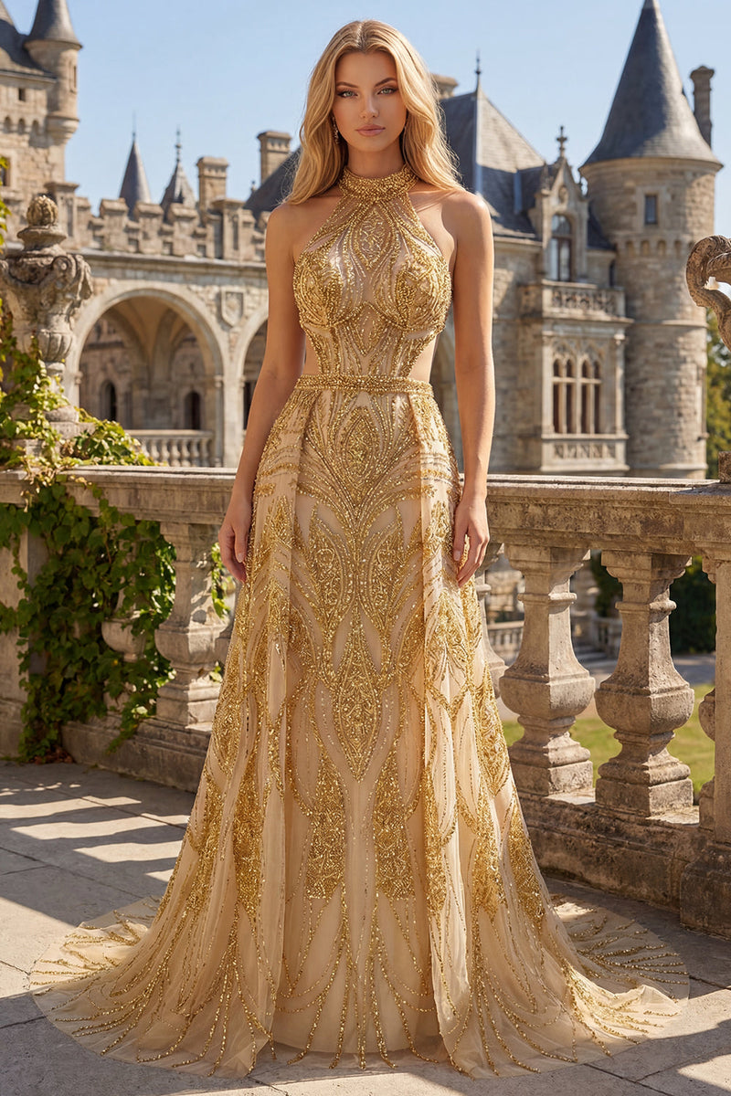 Laden Sie das Bild in den Galerie-Viewer, Hoher Kragen A Linie Glitzerndes Golden Lang Perlenstickerei Ballkleid mit Cape