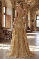 Laden Sie das Bild in den Galerie-Viewer, Ein Schulter Gerafft A Linie Glitzerndes Golden Lang Perlenstickerei Ballkleid mit Cape