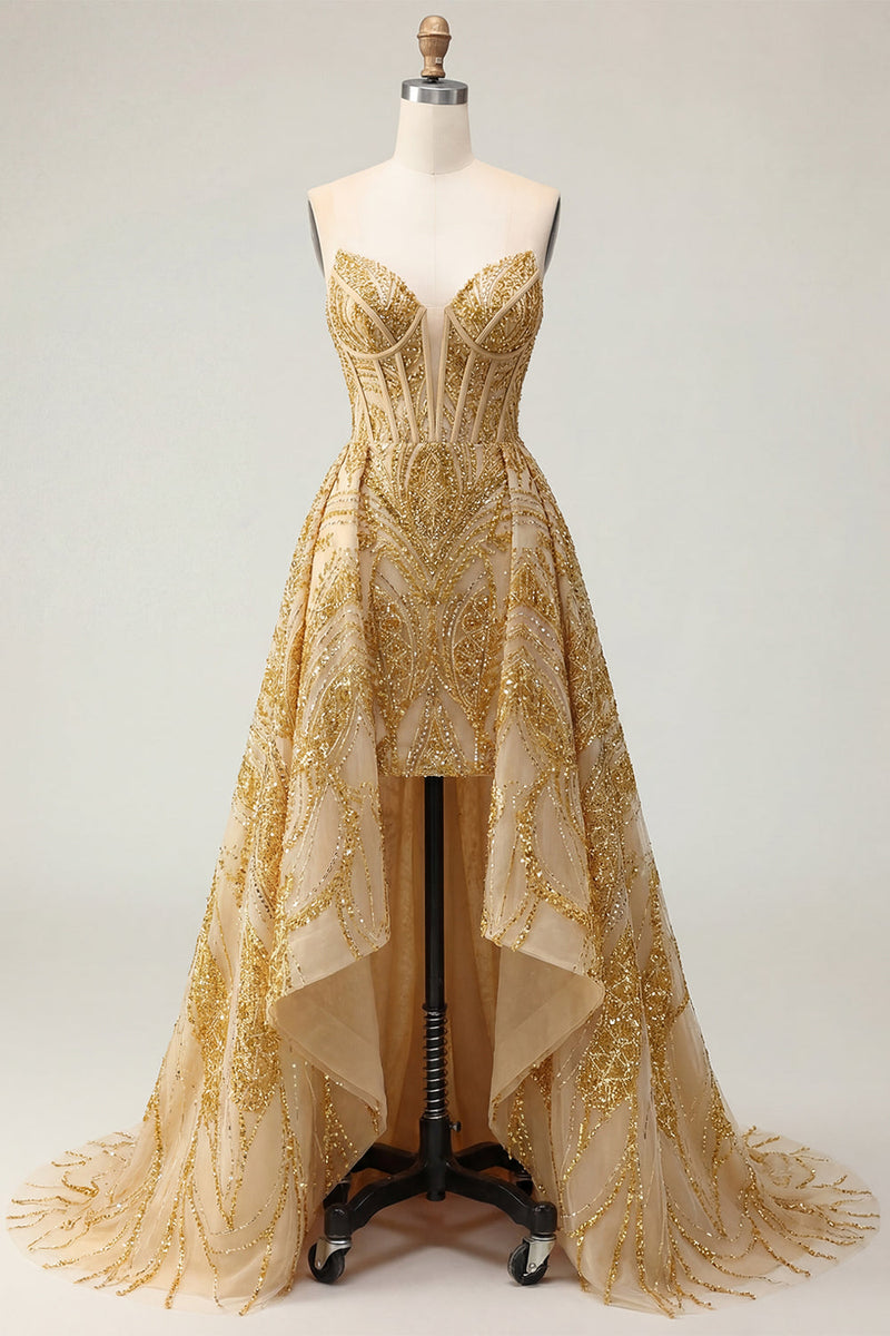 Laden Sie das Bild in den Galerie-Viewer, Korsett A Linie Glitzerndes Golden Hoch Niedrig Perlenstickerei Ballkleid mit Cape