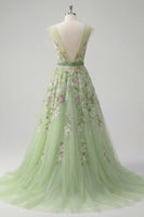 Laden Sie das Bild in den Galerie-Viewer, V-Ausschnitt Grün Lang A Linie Blumen Ballkleid mit Perlenstickerei