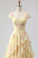 Laden Sie das Bild in den Galerie-Viewer, Fledermausärmel A Linie Buttergelb Rüschen Blumen Ballkleid mit Schlitz