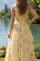 Laden Sie das Bild in den Galerie-Viewer, Buttergelb Blumen V-Ausschnitt Gerafft A Linie Ballkleid mit Rüschen