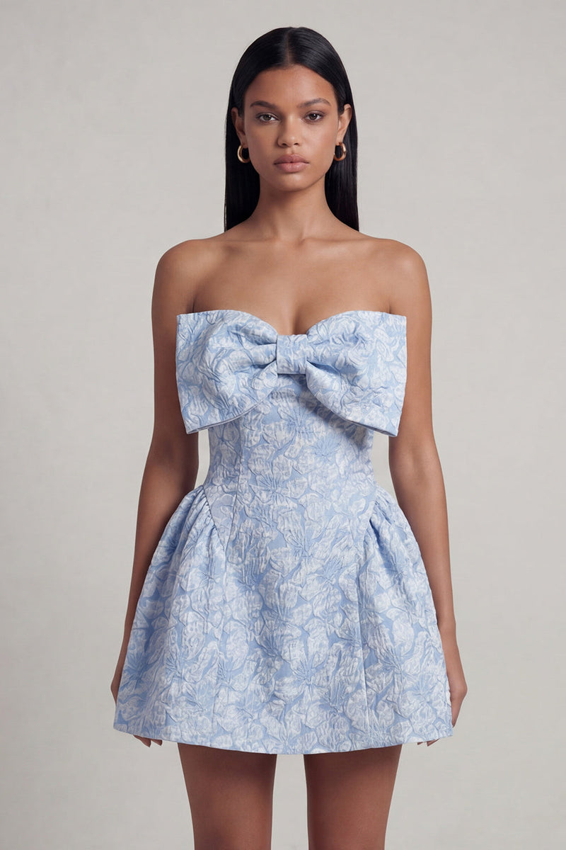 Laden Sie das Bild in den Galerie-Viewer, Trägerlos Blau A Linie Kurz Blumen Hochzeitskleid für Gäste mit Schleife
