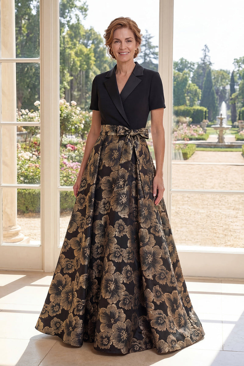 Laden Sie das Bild in den Galerie-Viewer, Schwarz Blumen Reversklappe A Linie Lang Kleid für die Mutter der Braut mit Schleife