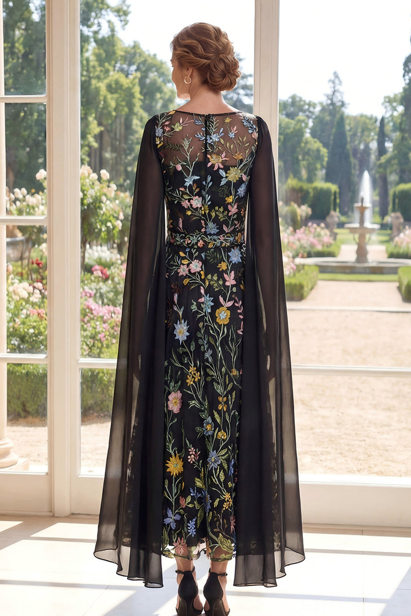 Laden Sie das Bild in den Galerie-Viewer, Bootsausschnitt Schwarz Blumen A Linie Lang Kleid für die Mutter der Braut mit Cape