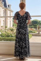 Laden Sie das Bild in den Galerie-Viewer, Flügelärmel V-Ausschnitt Gerafft Schwarz Blumen A Linie Lang Kleid für die Mutter der Braut
