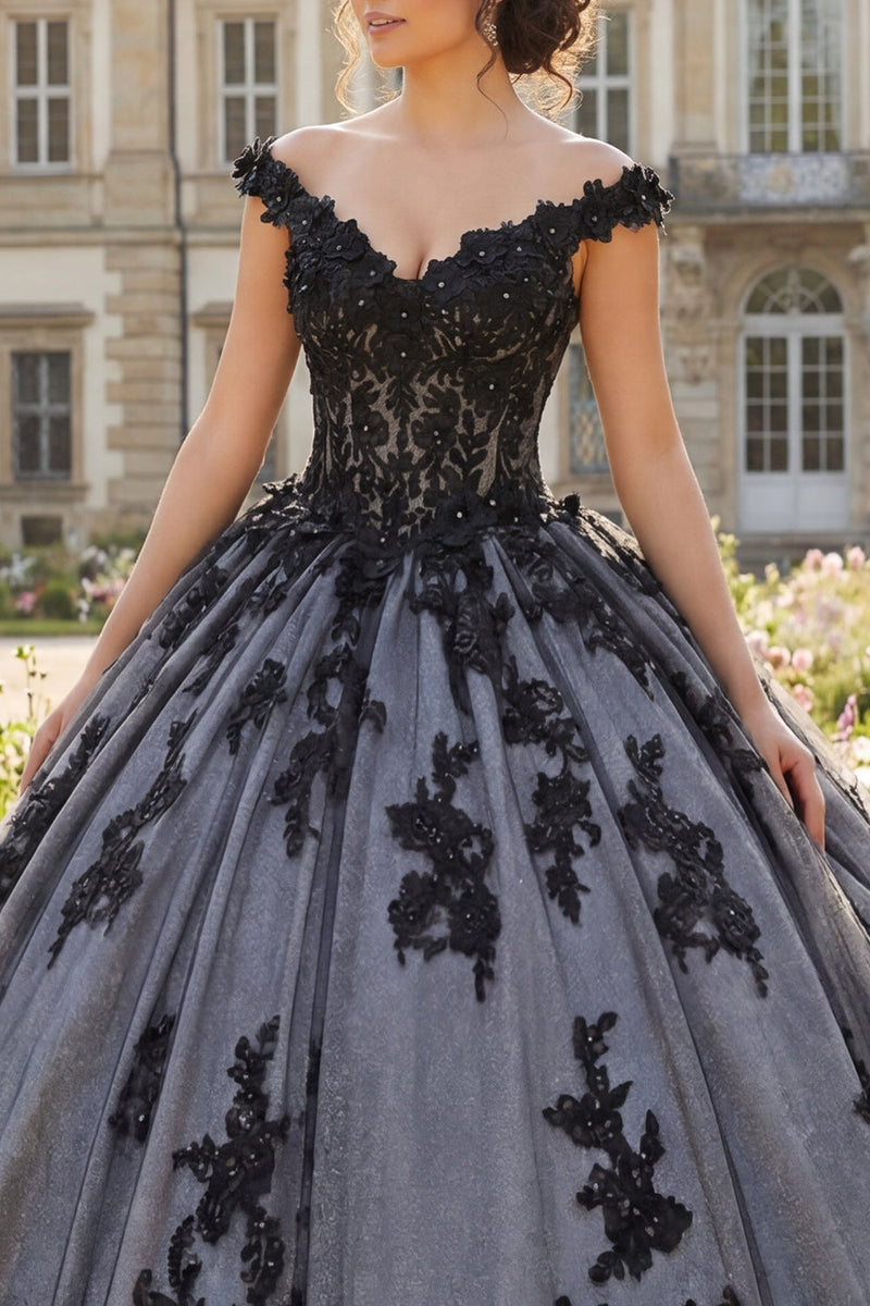 Laden Sie das Bild in den Galerie-Viewer, Perlenverziert Blumen Lang Schwarz Prinzessin Quinceañera Kleid mit Spitze