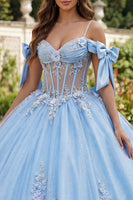 Laden Sie das Bild in den Galerie-Viewer, Himmelblau Blumen Lang Korsett Glitzer Prinzessin Perlenverziert Quinceañera-Kleid mit Schleifen