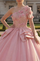 Laden Sie das Bild in den Galerie-Viewer, Rosa Blumen Ein Schulter Prinzessin Long Quinceañera Kleid mit Rüschen