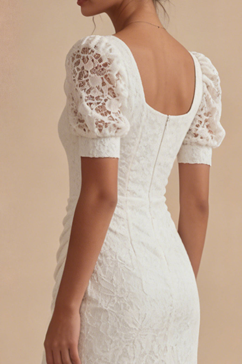 Laden Sie das Bild in den Galerie-Viewer, Spitze Rundhalsausschnitt Scheide Gerafft Maksi Weiß Boho Brautkleid mit Schlitz