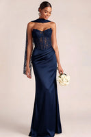 Laden Sie das Bild in den Galerie-Viewer, Weiß Meerjungfrau Maxi Corsage Satin Basque-Taille Brautkleid mit Spitze