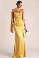 Laden Sie das Bild in den Galerie-Viewer, Weiß Meerjungfrau Maxi Corsage Satin Basque-Taille Brautkleid mit Spitze