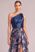 Laden Sie das Bild in den Galerie-Viewer, Marineblau Blumenmuster One schulter Gerafft A-Linien Langes Abendkleid mit Schlitz