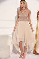 Laden Sie das Bild in den Galerie-Viewer, Schwarzes, grünes, asymmetrisches, asymmetrisches Cocktailkleid mit Pailletten in A-Linie