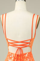 Laden Sie das Bild in den Galerie-Viewer, Wunderschönes Rosafarbenes Schnürkleid mit engem Glittler Cocktailkleid