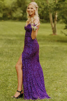 Laden Sie das Bild in den Galerie-Viewer, Glitzerndes Schwarzes Spaghettiträger Ballkleid mit Pailletten und Schlitz