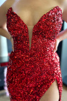 Laden Sie das Bild in den Galerie-Viewer, Fuchsia trägerloses Pailletten Abendkleid mit Schlitz