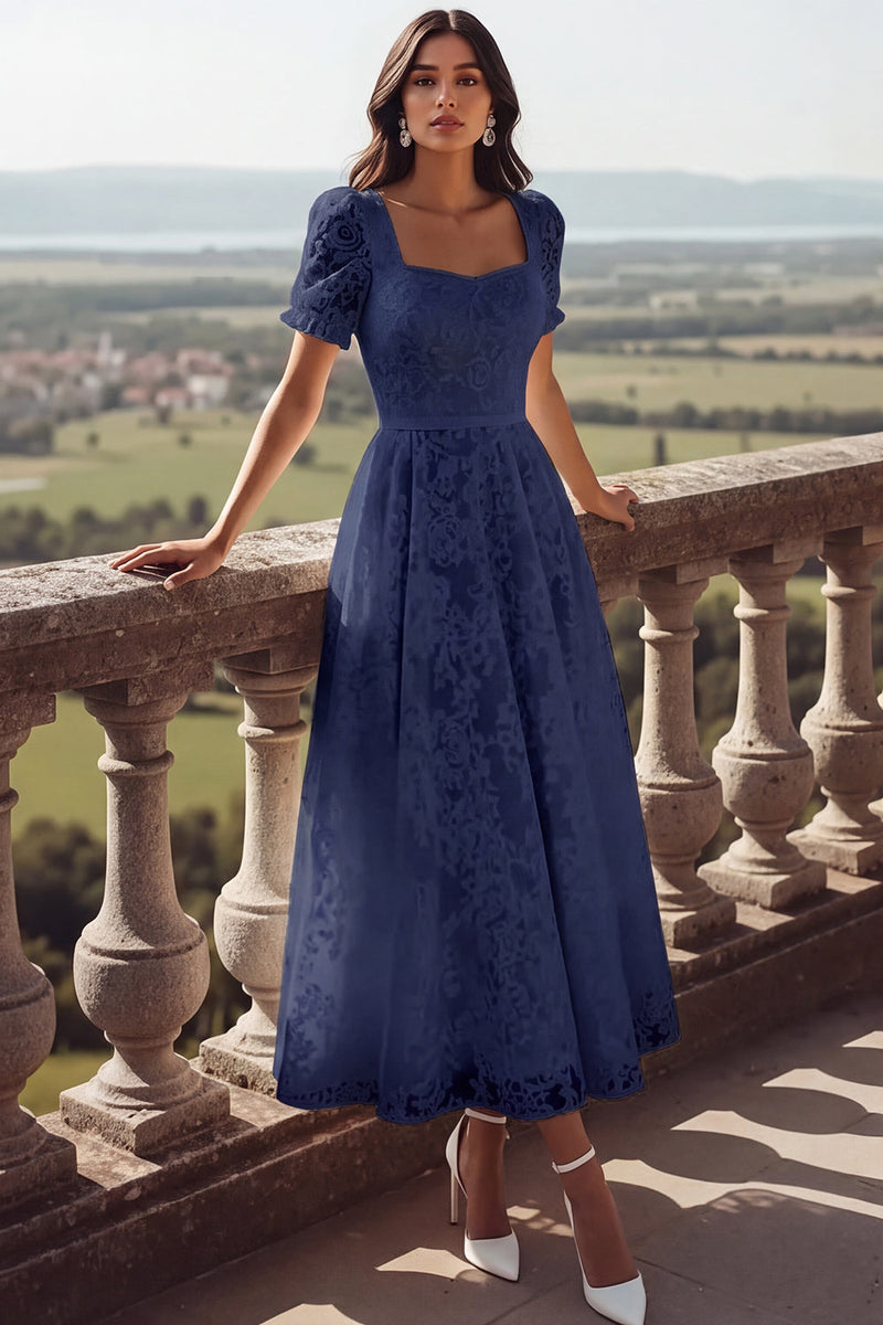 Laden Sie das Bild in den Galerie-Viewer, Weiß Spitze Eckiger Ausschnitt Langes Brautkleid mit Ärmeln